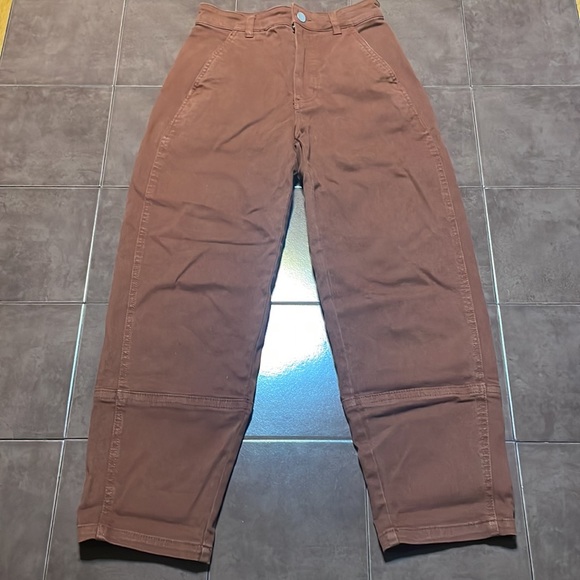 Everlane Utility Barrel Pant - Picture 4 of 6